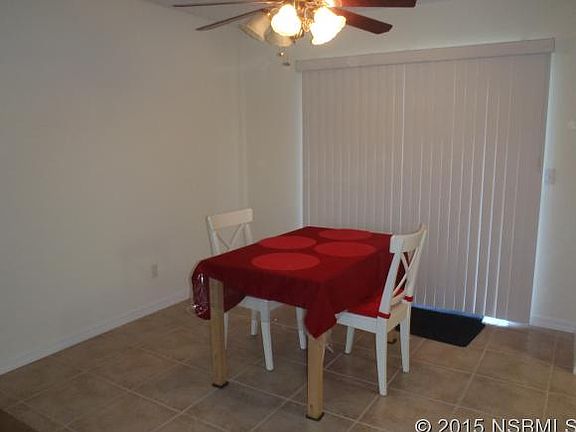 3rd image of 206 Wildwood Dr