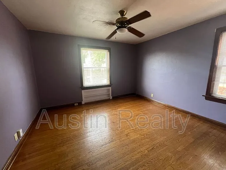 5834 Nottingham Ave #2W — Photo 6