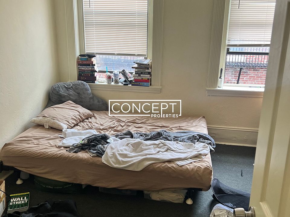 2nd image of 9 Myrtle St #8CP