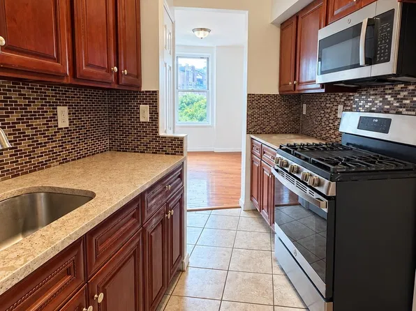86-16 60th Avenue #4D, Elmhurst, NY 11373