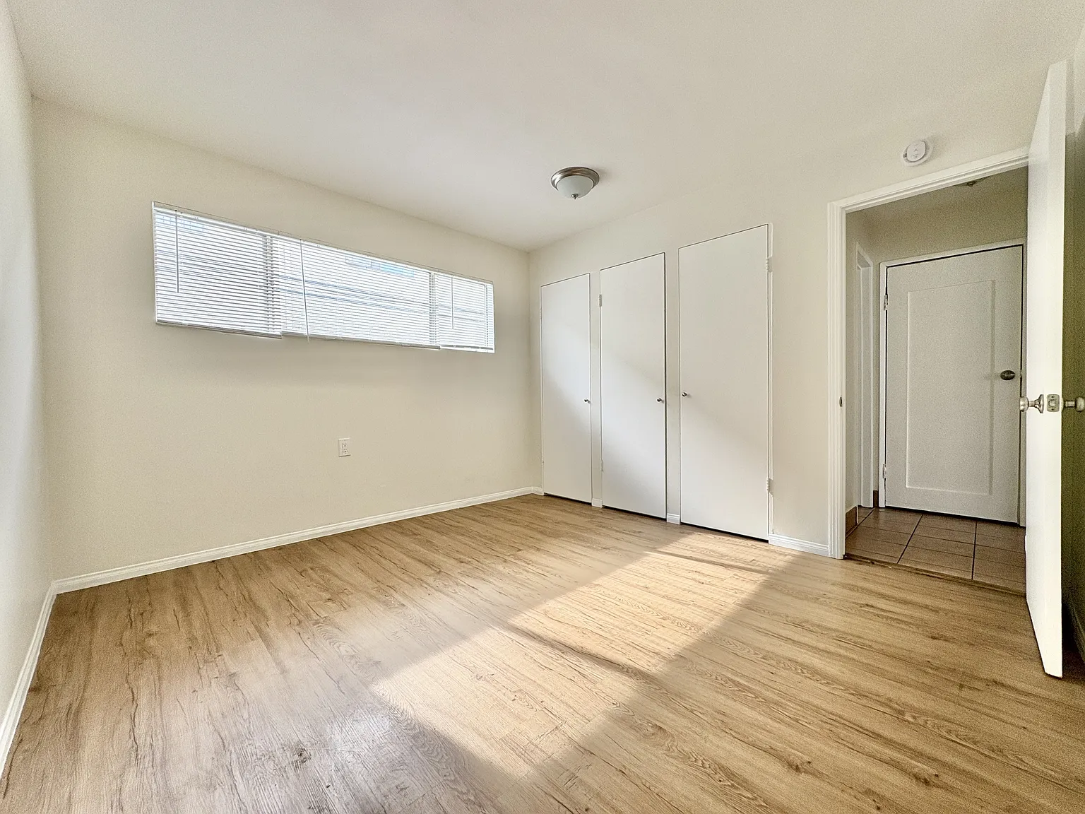 CA-1226 East 7th St. - 11 — Photo 4