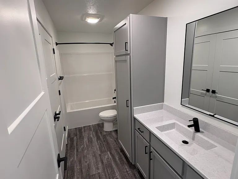 202 E Plum St #1 — Photo 13