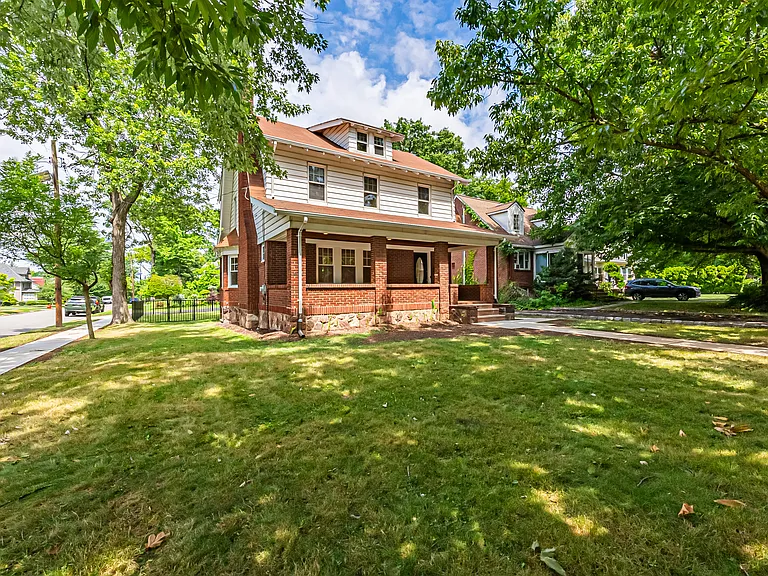 26 Glenwood Ave — Photo 27