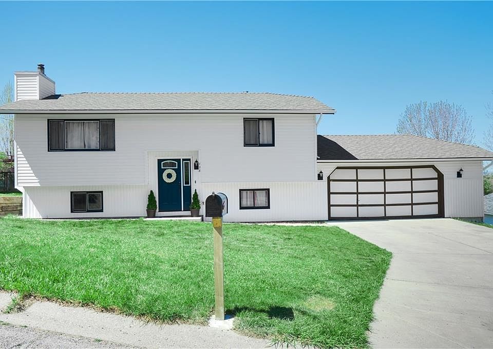 1st image of 728 Westgate Dr