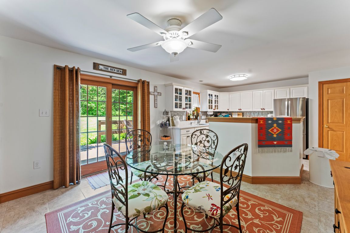 next background image