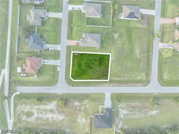 1425 NW 31st Pl, Cape Coral, FL 33993