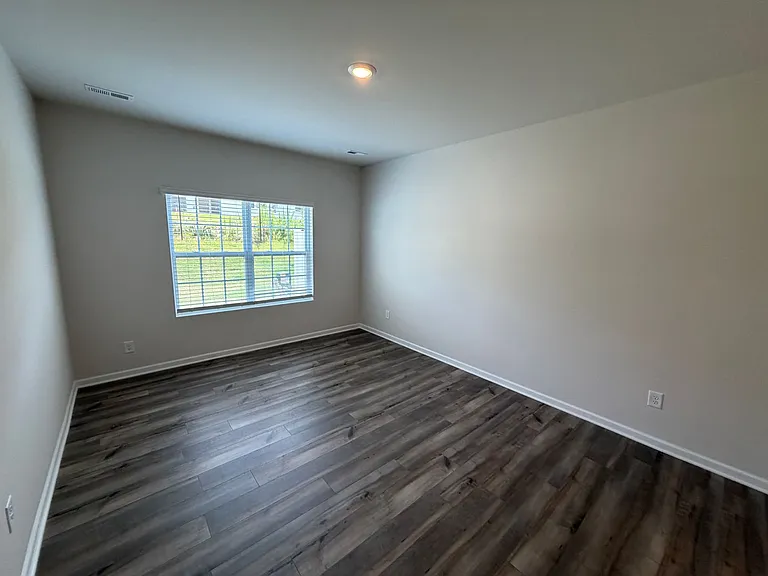 18 Fernhill Ln — Photo 7