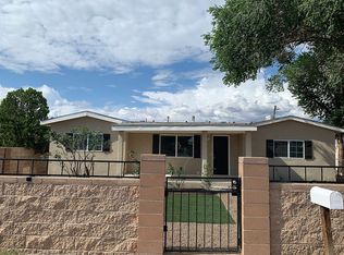205 Reese St NE, Albuquerque, NM 87107