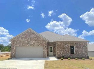 105 Bates Ln, Moody, AL 35004