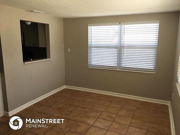 5th image of 3434 Jackson Dr