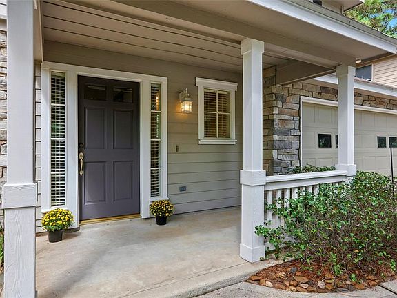 Front porch perfect for your morning coffee or waiting for the kiddos to get home from school.