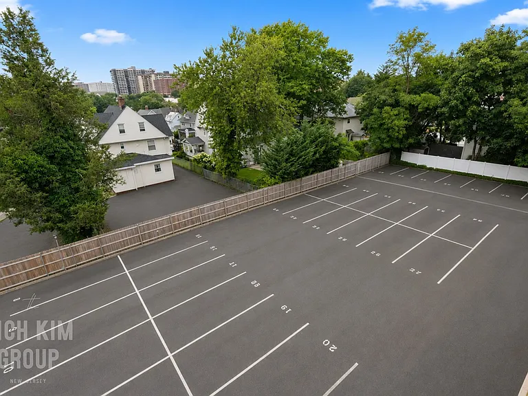 245 Anderson St #4C — Photo 12