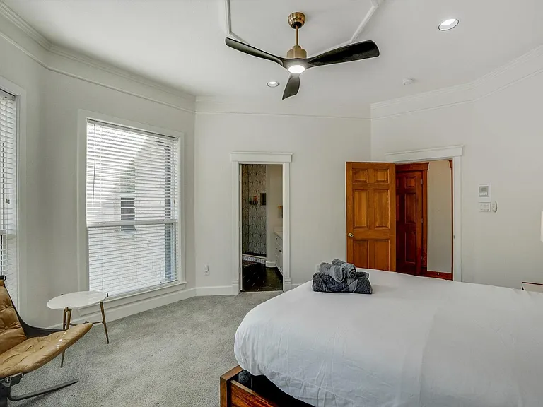2161 Wynn Joyce Rd — Photo 36