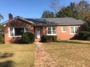 610 College Ave S, Douglas, GA 31533