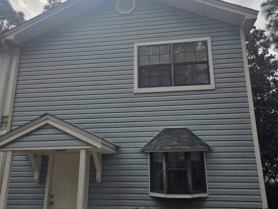 305 Oxford Ct