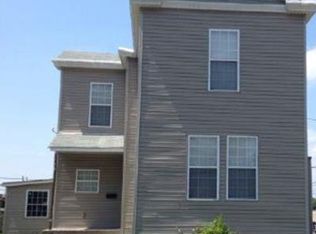 210 N Benton St, New Athens, IL