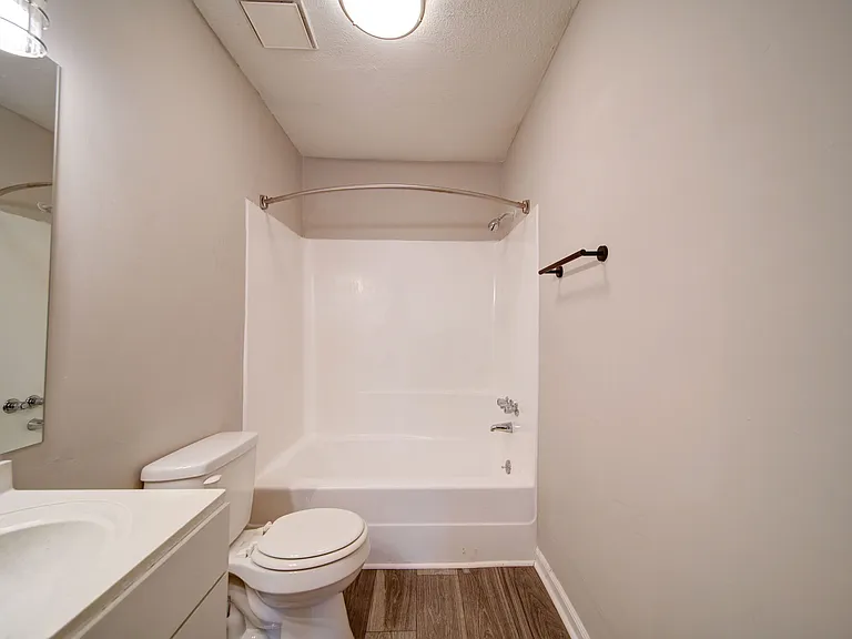 The Manor Townhomes — Photo 9