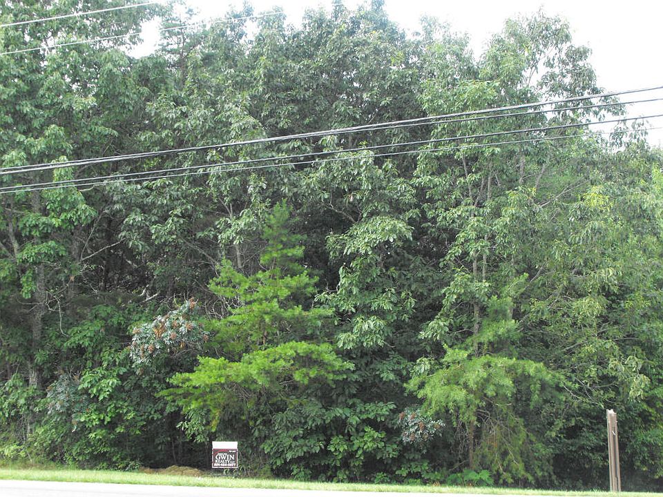 2nd image of 432 Lakeview Dr