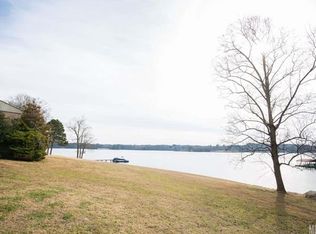 92 Cove View Ln, Taylorsville, NC 28681