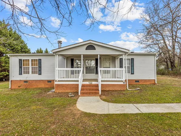 543 Moss Creek Dr, Roxboro, NC 27574