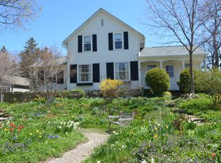 6350 N Santa Monica Blvd, Whitefish Bay, WI 53217