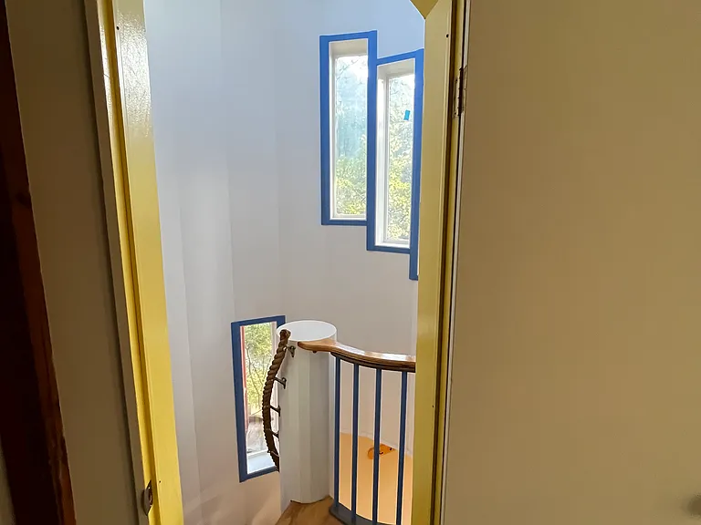 154 Mesa St — Photo 3