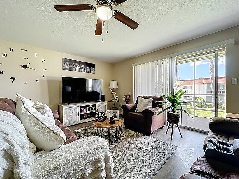 3500 Beneva Rd #306 — Photo 7