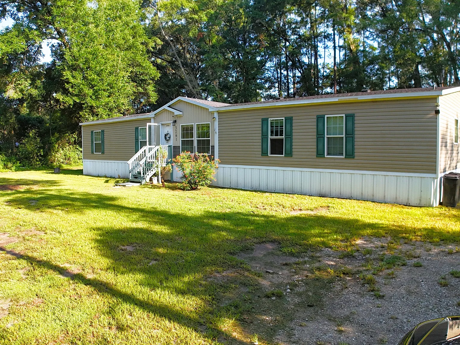 5 bed, 2323 sqft, $850 — Photo 2