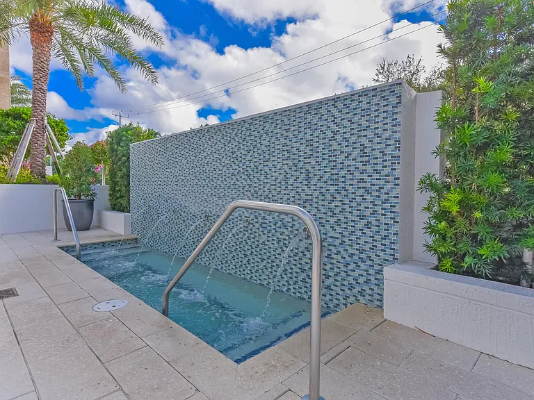 485 E Royal Palm Rd #403 — Photo 37