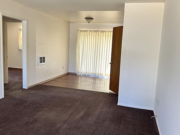 2nd image of 922 S Oregon St