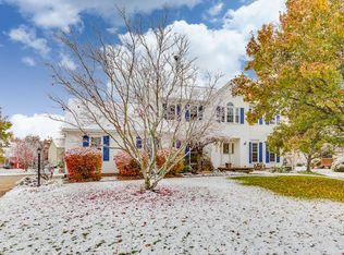 8005 Vanderbilt Dr NW, North Canton, OH 44720