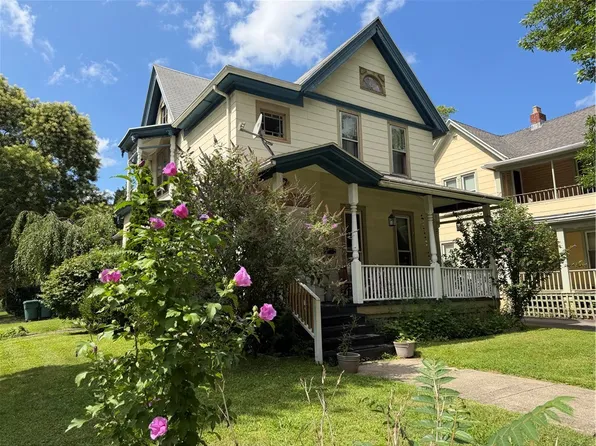39 Edmonds St, Rochester, NY 14607