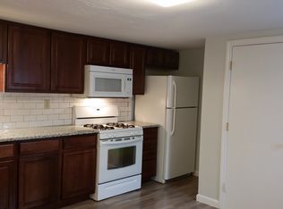 131 Main St #B, Upton, MA 01568