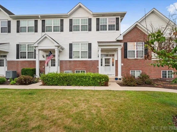 3765 Bailey Rd, Yorkville, IL 60560