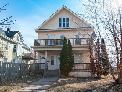 2100 Dupont Ave N, Minneapolis, MN, 55411