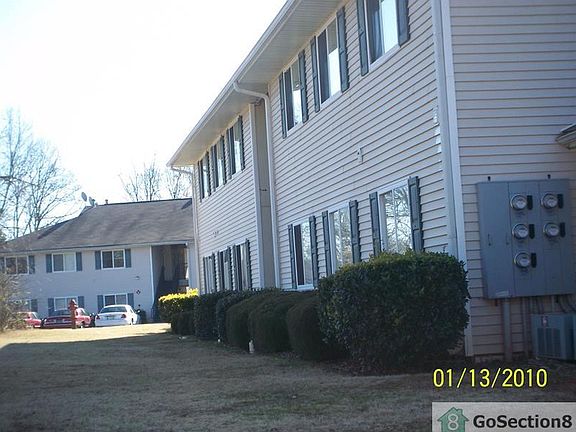 3rd image of 101 Heritage Ave