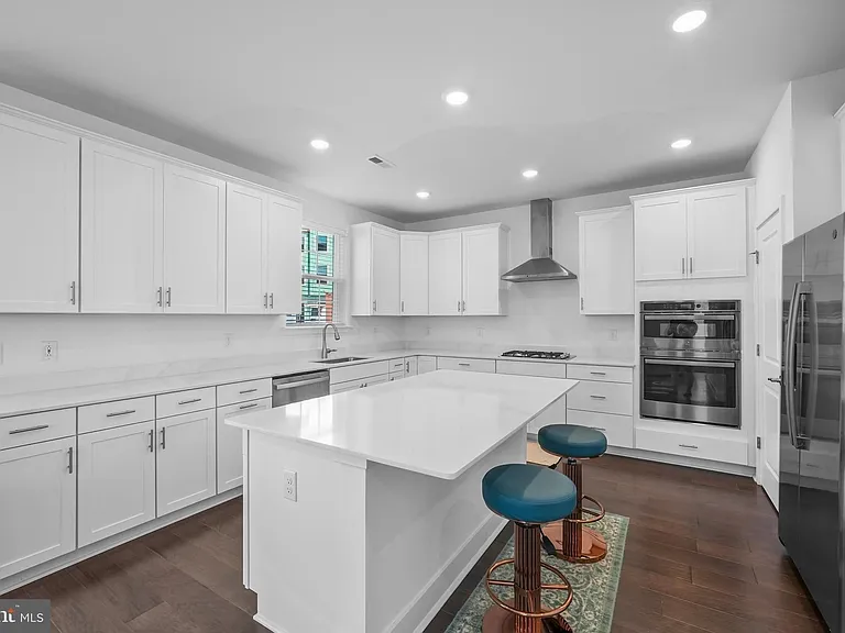 4 William Boyer Dr — Photo 17