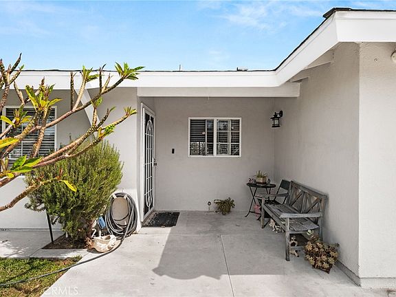 3rd image of 5347 Crest Ave