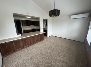 1728 Graham Dr #2B-2BA-1800SQFT, Eugene, OR