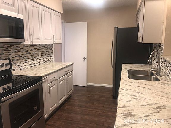 5th image of 10107 Enchanted Stone Dr