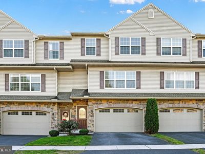 318 Weatherstone Dr, New Cumberland, PA, 17070
