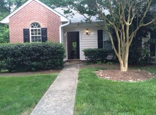 334 Standish Dr, Chapel Hill, NC 27517
