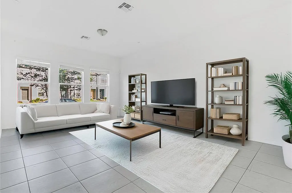 3 bed, 2.5 bath, 1600 sqft, $2,500 — Photo 3