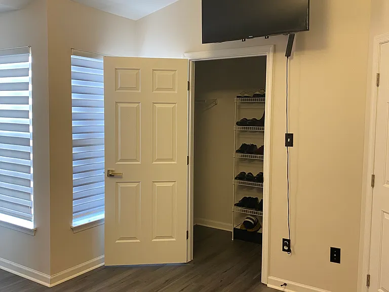 56 Mill Stream Rd — Photo 14