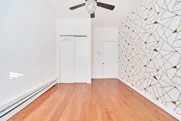 Rented by Owner | media 9