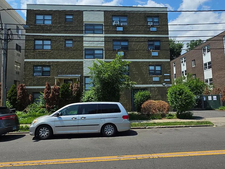 832 Atlantic St #3A — Photo 29