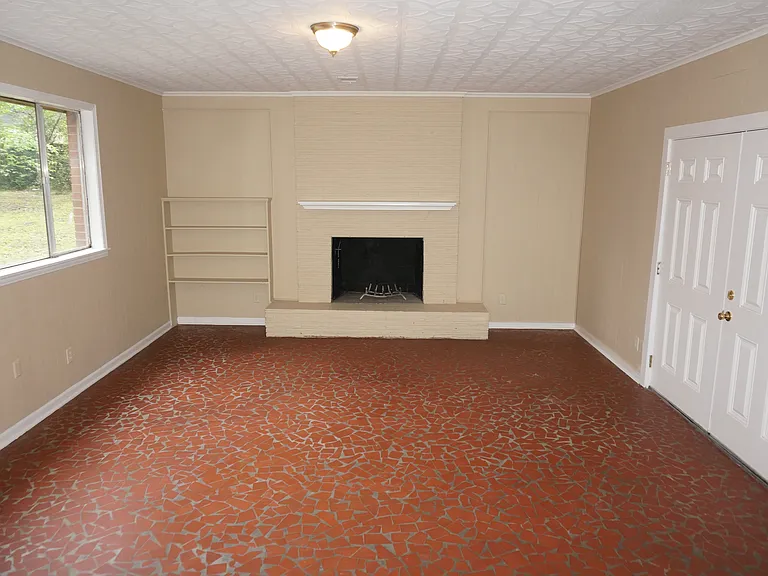1217 Timothy Dr — Photo 16