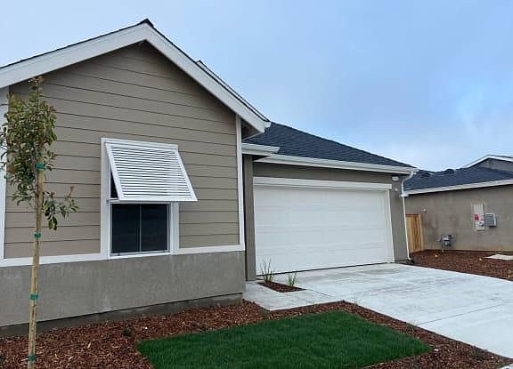 2nd image of 9713 Greenwood Glen Ln