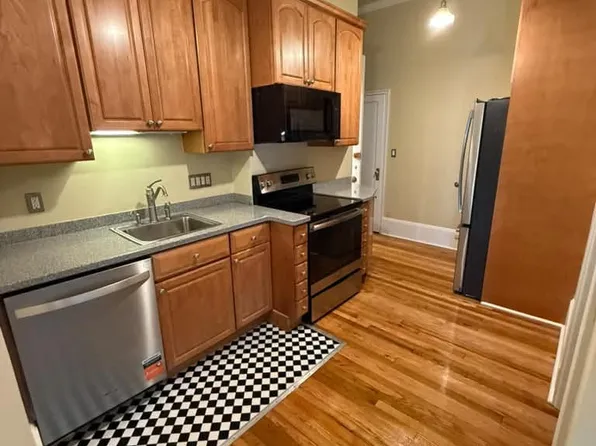 271 Dartmouth St, Boston, MA