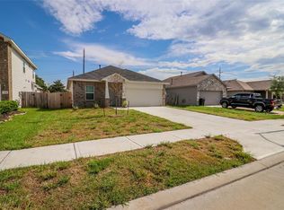 5310 Rivers Edge Dr, Richmond, TX 77469